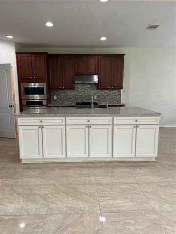 4204 Engadina PASS, Round Rock, TX 78665
