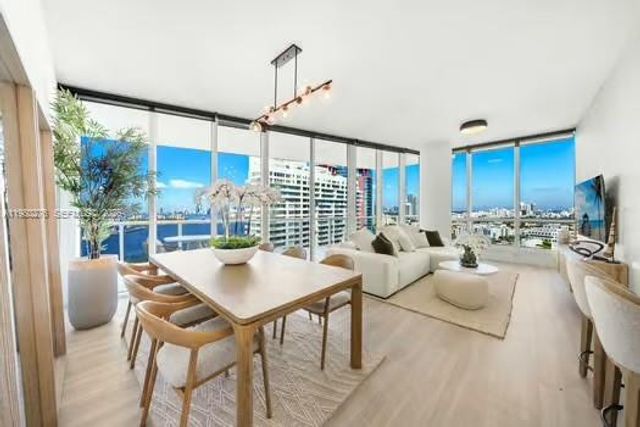 100 S Pointe Dr 1701, Miami Beach, FL 33139