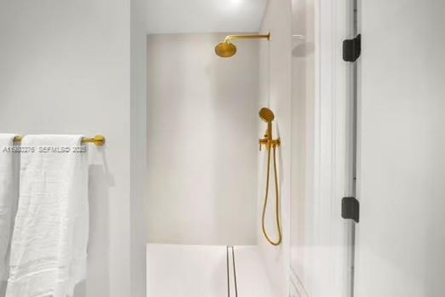 100 S Pointe Dr 1701, Miami Beach, FL 33139