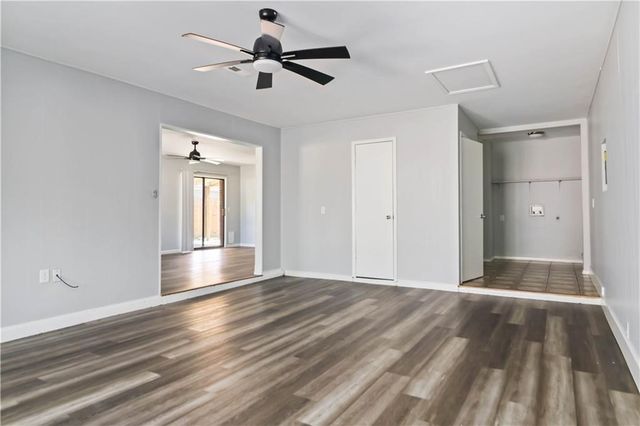 3506 W Olive Street, Rogers, AR 72756