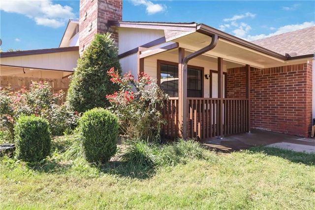 3506 W Olive Street, Rogers, AR 72756