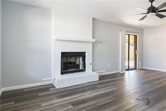 3506 W Olive Street, Rogers, AR 72756