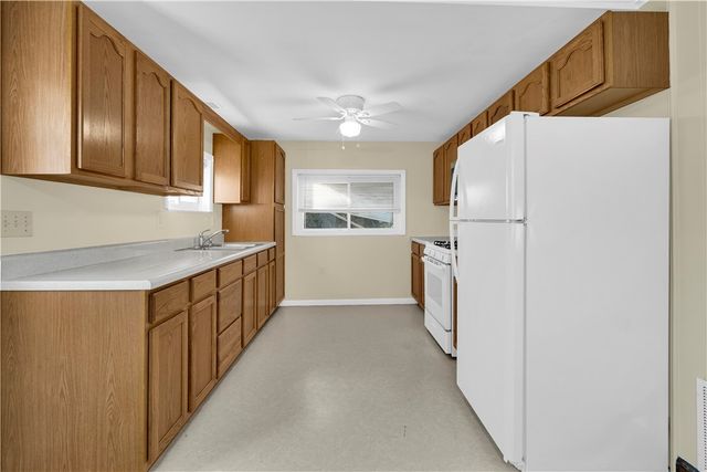 2071 Brodhead Road, Hopewell Twp, PA 15001