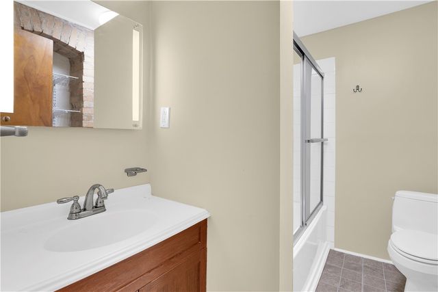 2071 Brodhead Road, Hopewell Twp, PA 15001