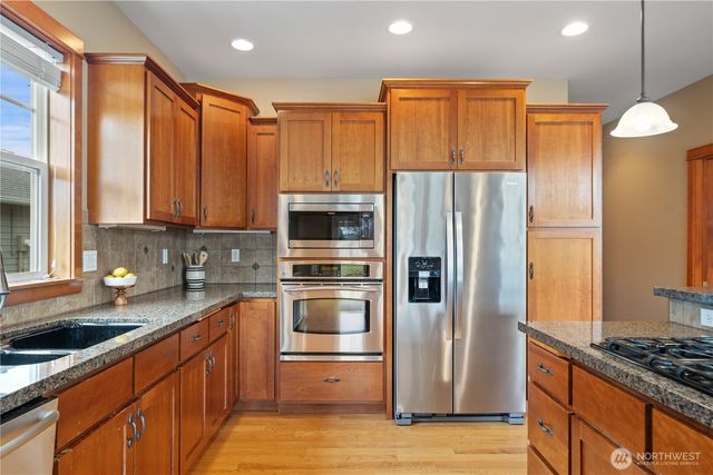 807 E Maberry Drive, Lynden, WA 98264