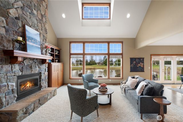 807 E Maberry Drive, Lynden, WA 98264