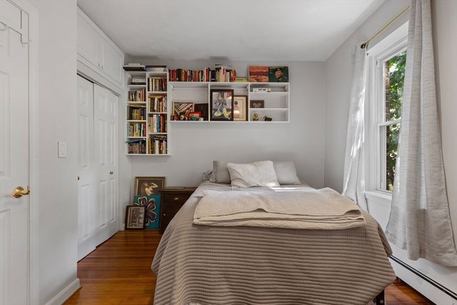 54 Myrtle 10, Boston, MA 02114
