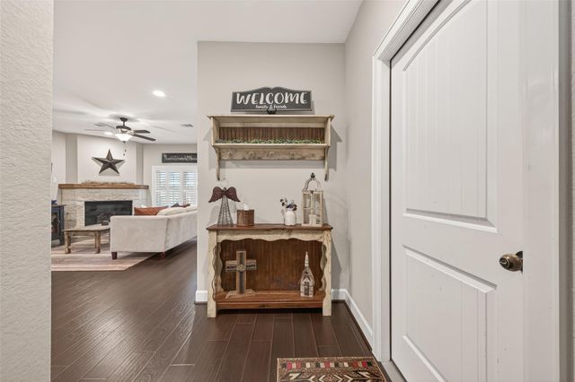 3819 Willow Breeze, Needville, TX 77461