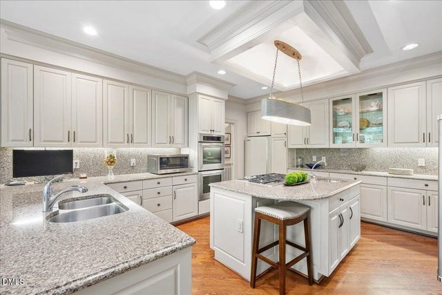 512 Hertford Street, Raleigh, NC 27609