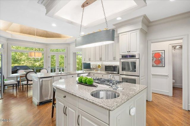 512 Hertford Street, Raleigh, NC 27609