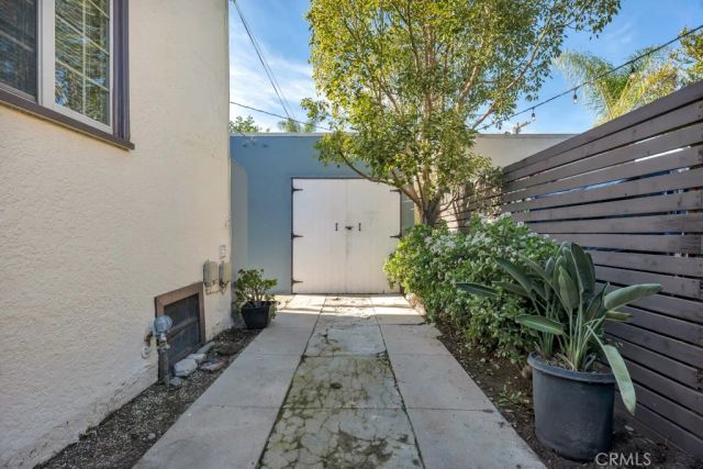 3118 Glenhurst Ave, Los Angeles, CA 90039