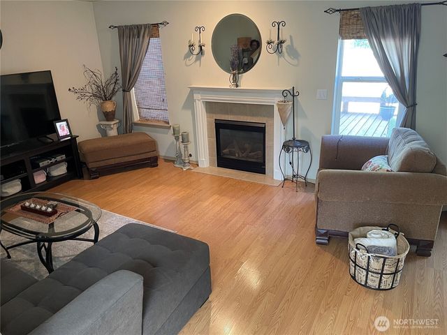 17722 37th Avenue E, Tacoma, WA 98446