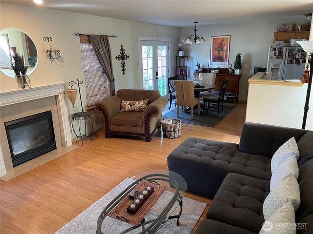 17722 37th Avenue E, Tacoma, WA 98446