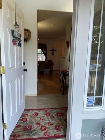 17722 37th Avenue E, Tacoma, WA 98446