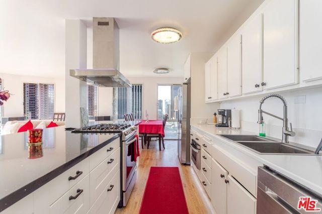 800 W 1st Street 1105, Los Angeles, CA 90012