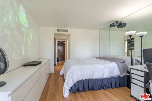 800 W 1st Street 1105, Los Angeles, CA 90012