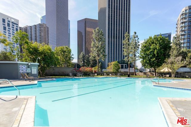 800 W 1st Street 1105, Los Angeles, CA 90012