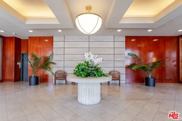 800 W 1st Street 1105, Los Angeles, CA 90012