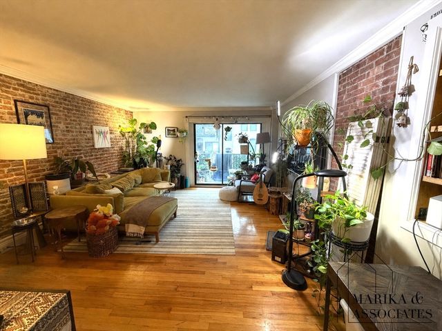26 Commonwealth Terrace 15, Boston, MA 02135