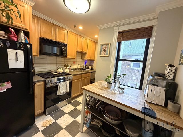 26 Commonwealth Terrace 15, Boston, MA 02135