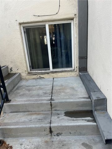 5833 E Beverly Boulevard, East Los Angeles, CA 90022