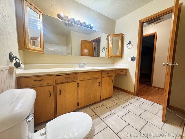 707 Victor Street, Tahlequah, OK 74464