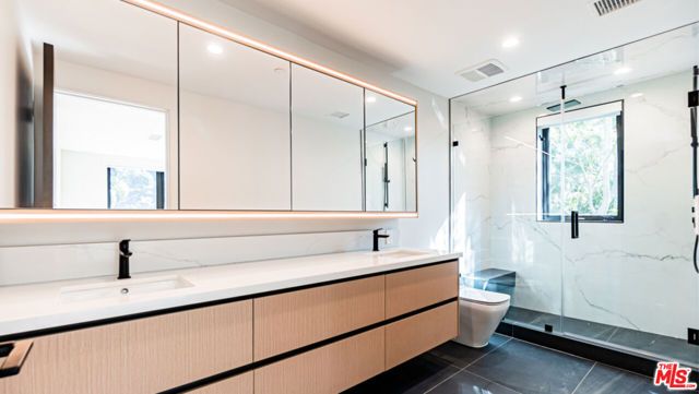 11763 Bellagio Road, Los Angeles, CA 90049