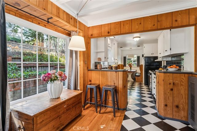 222 Holiday, Lake Arrowhead, CA 92352