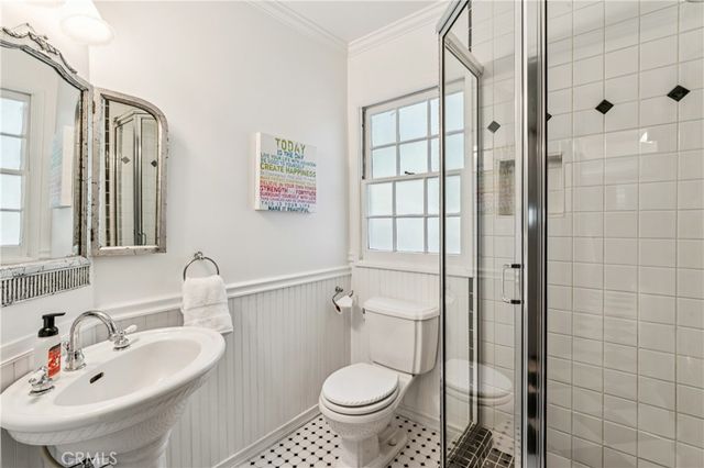 222 Holiday, Lake Arrowhead, CA 92352