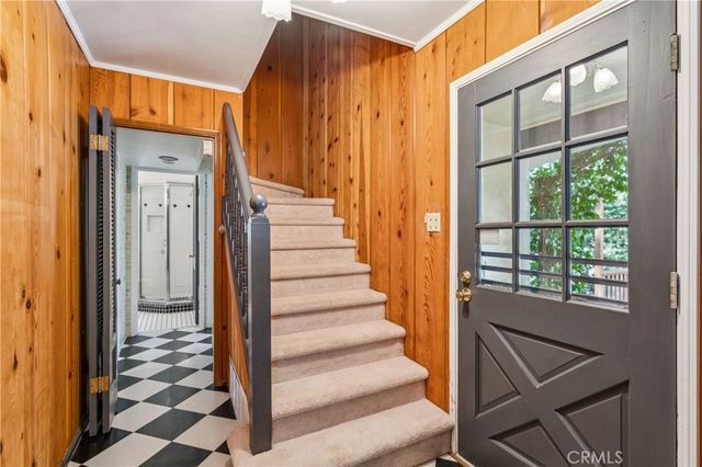 222 Holiday, Lake Arrowhead, CA 92352