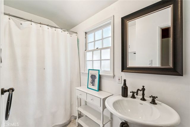 222 Holiday, Lake Arrowhead, CA 92352