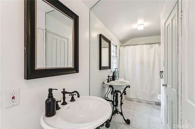 222 Holiday, Lake Arrowhead, CA 92352