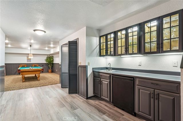 222 Holiday, Lake Arrowhead, CA 92352