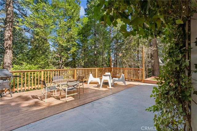 222 Holiday, Lake Arrowhead, CA 92352