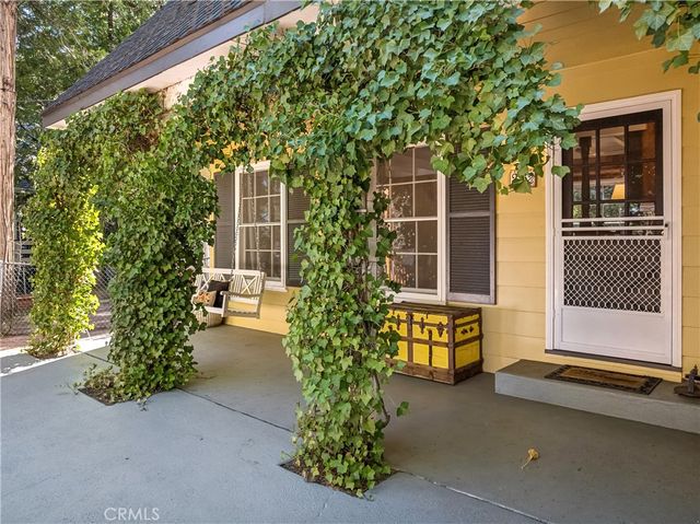 222 Holiday, Lake Arrowhead, CA 92352