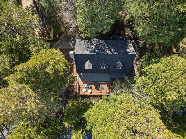 222 Holiday, Lake Arrowhead, CA 92352