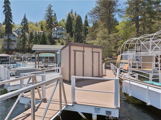 222 Holiday, Lake Arrowhead, CA 92352
