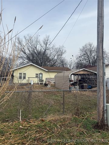 300 E Hester Street, Chelsea, OK 74016