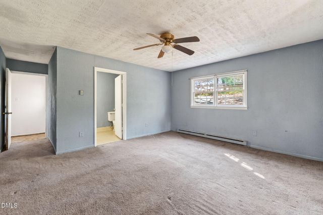 7560 Carrollburg Drive, Fayetteville, NC 28303