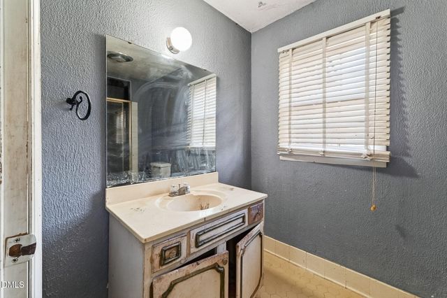 7560 Carrollburg Drive, Fayetteville, NC 28303