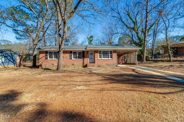 7560 Carrollburg Drive, Fayetteville, NC 28303