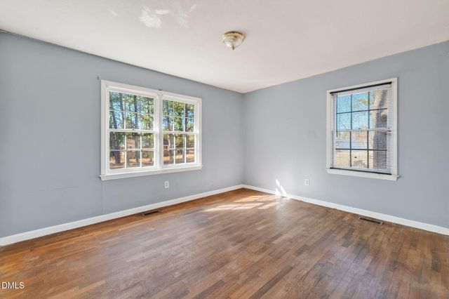 7560 Carrollburg Drive, Fayetteville, NC 28303