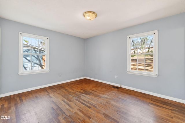 7560 Carrollburg Drive, Fayetteville, NC 28303