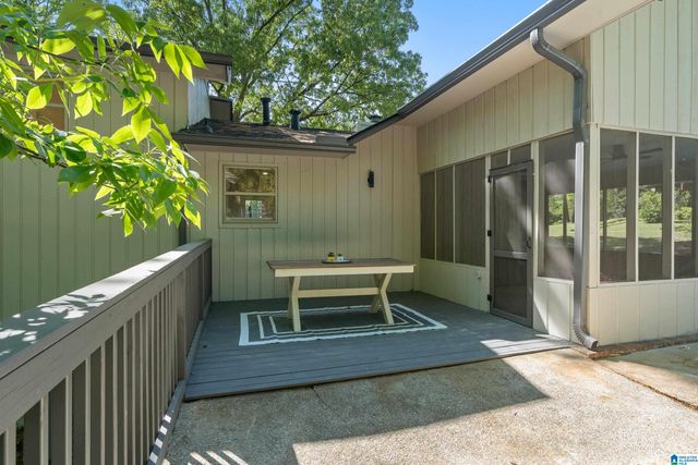 1433 QUEEN ANNE CIRCLE, Alabaster, AL 35007