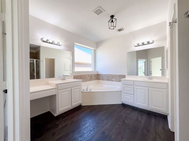 5800 Chuck Wagon Lane, Mckinney, TX 75070