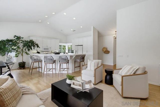 11875 Handrich Dr., San Diego, CA 92131