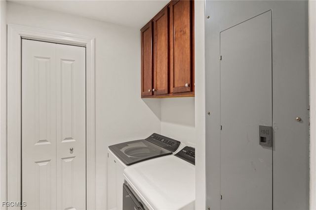 5793 Cape Harbour DR 916, Cape Coral, FL 33914