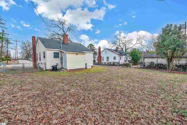 760 N Liberty Street, Spartanburg, SC 29303