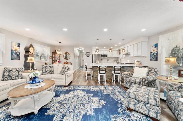 S 8825 Short Road, Eau Claire, WI 54701