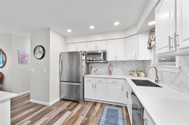 S 8825 Short Road, Eau Claire, WI 54701